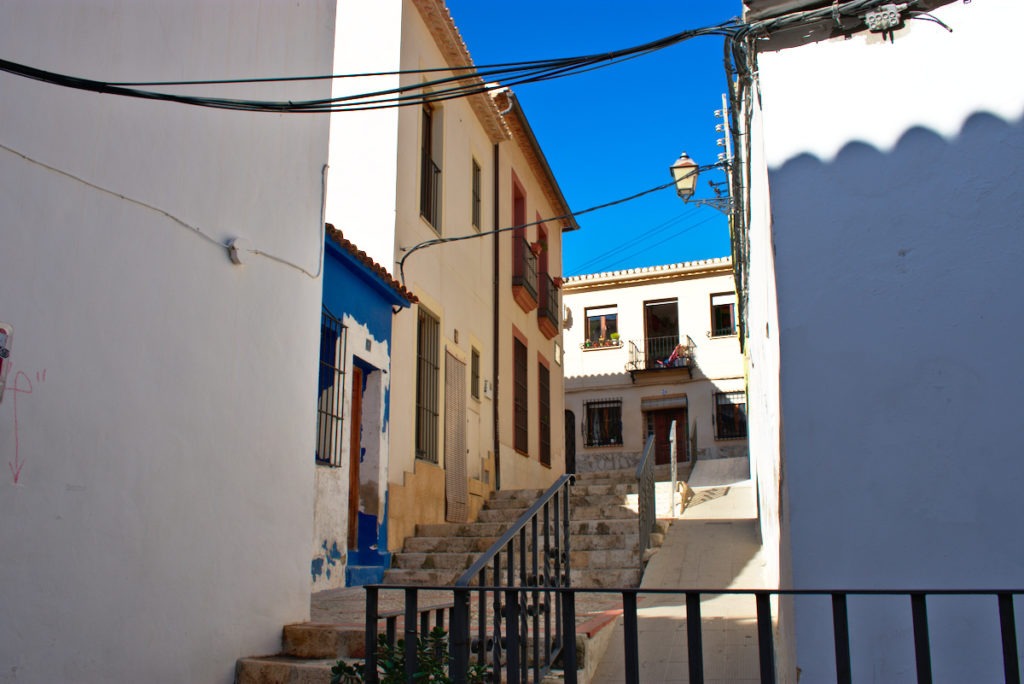 escalera del barrio de les roques denia